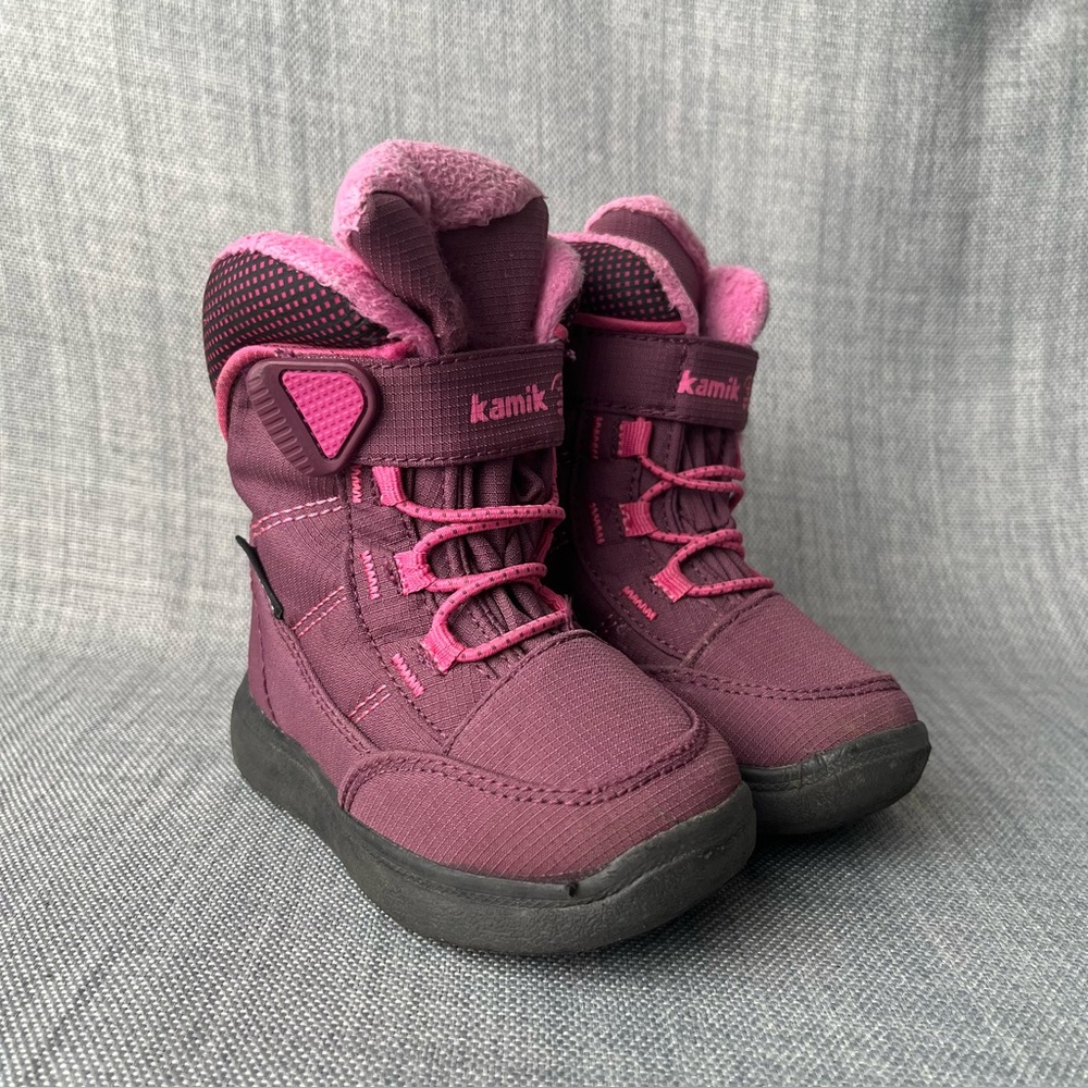 Kamik Winter Snow Boots Girls Size 7 Waterproof Fleece Lined Easy Pull On